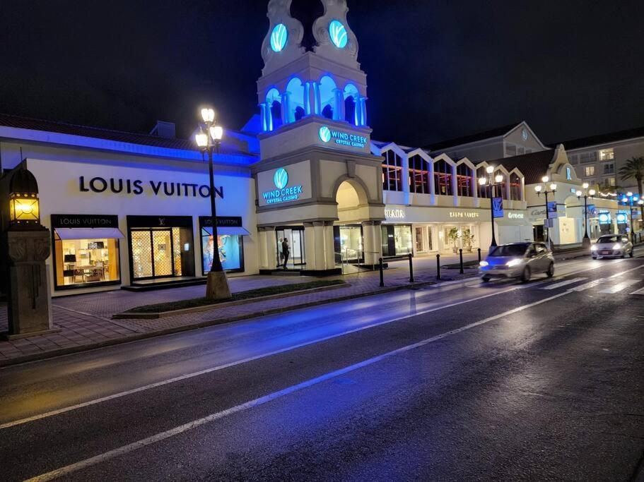 Milateo Suite Oranjestad Zewnętrze zdjęcie